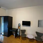 Guest House Pirelli Milano